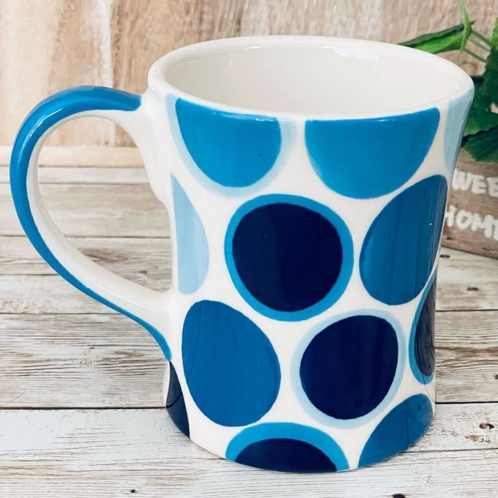 Harry & David Gorgeous White/ Navy Polka Bubbles dots 15oz Porcelain Coffee Mug